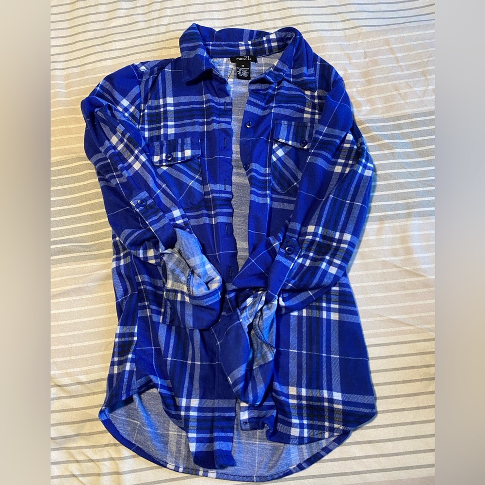 Rue21 flannel. Comfy. Lightly worn. No holes or stain